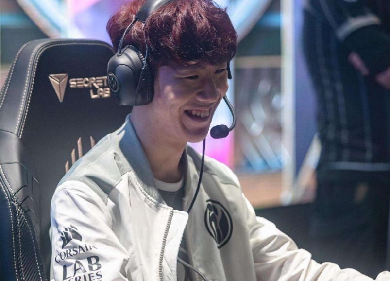 WE官宣：原RNG下路选手LP正式加入队伍